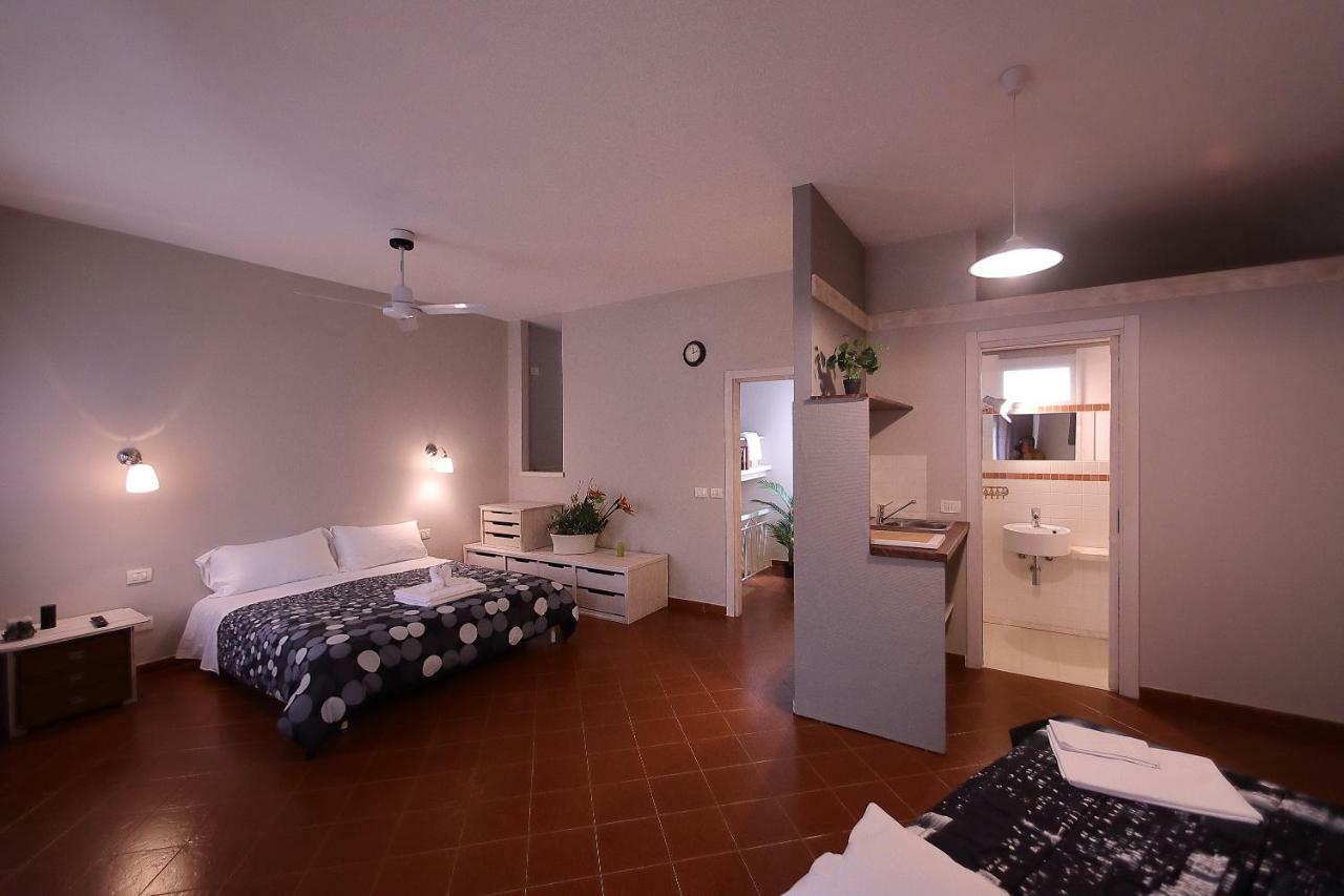 Sk Home Peschiera del Garda Buitenkant foto
