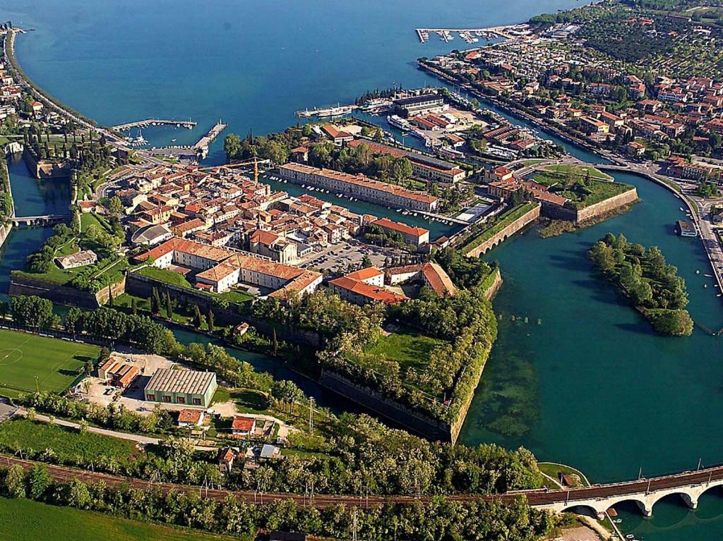 Sk Home Peschiera del Garda Buitenkant foto
